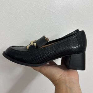 Adrienne Vittadini Loafers Women Shoes Sizes 6.5.